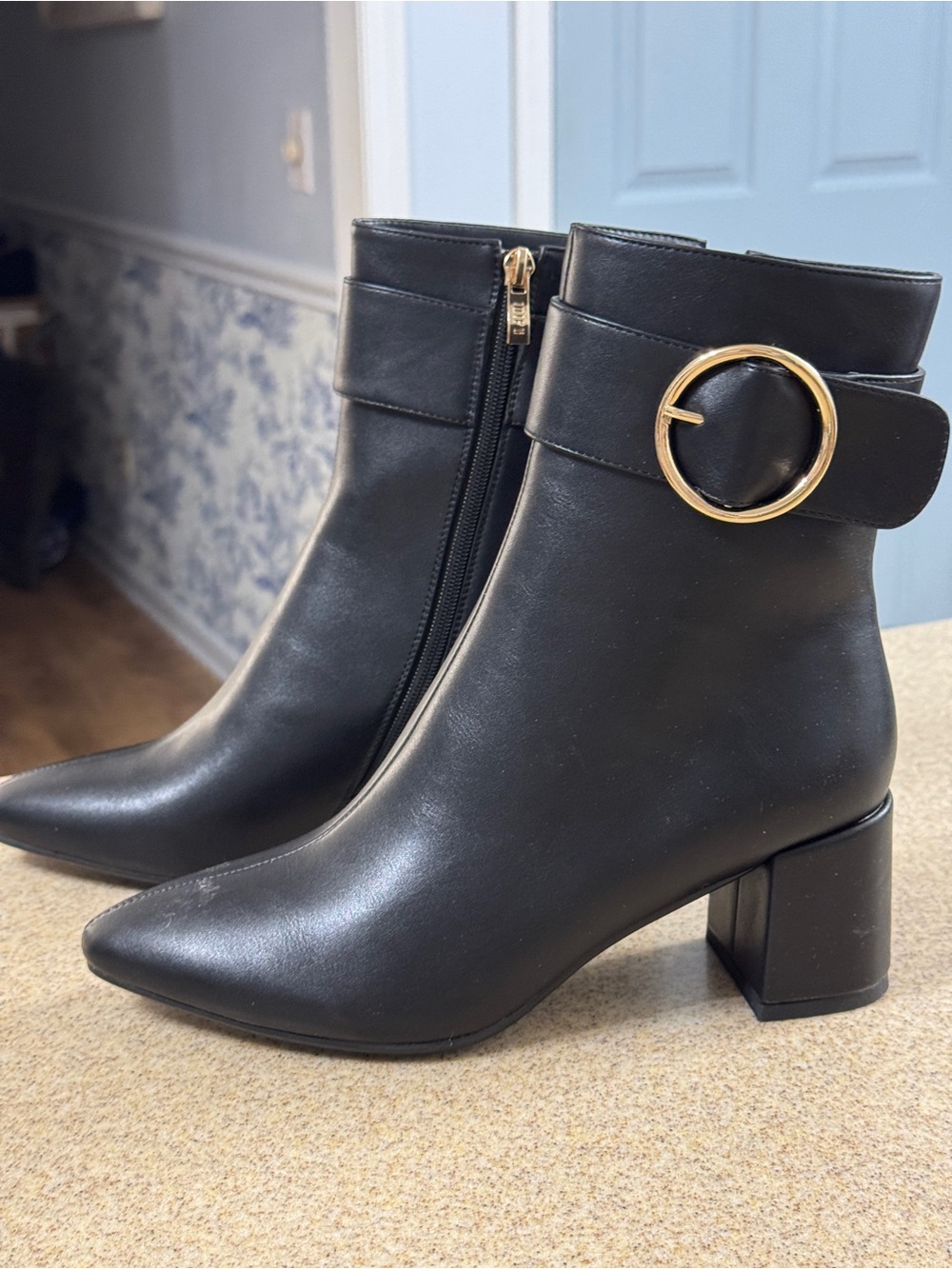 IDIFU Black Dress Boots‎ Gold Buckle New Size 9.5 BI2LORI